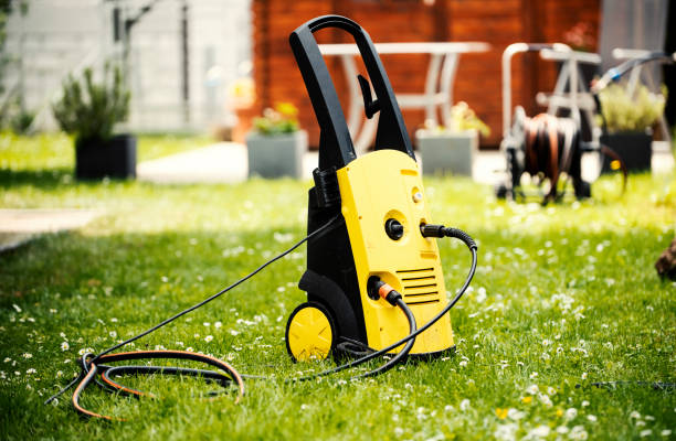 Best Driveway Cleaning and Restoration in Le Sueur, MN